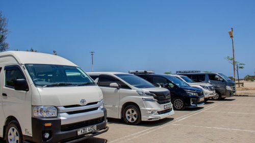 airport-transfer-vans-parked
