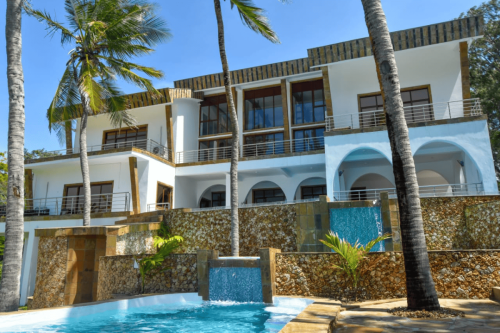 luxury-coastal-holiday-home-exterior